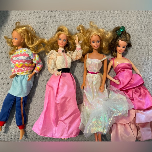 Barbies from the 80s - Picture 1 of 5